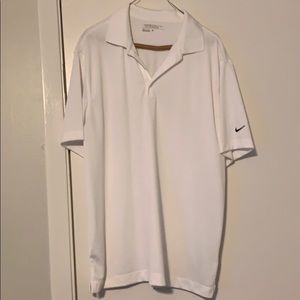 Men’s Nike DriFit Short Sleeve Golf Tour Performan